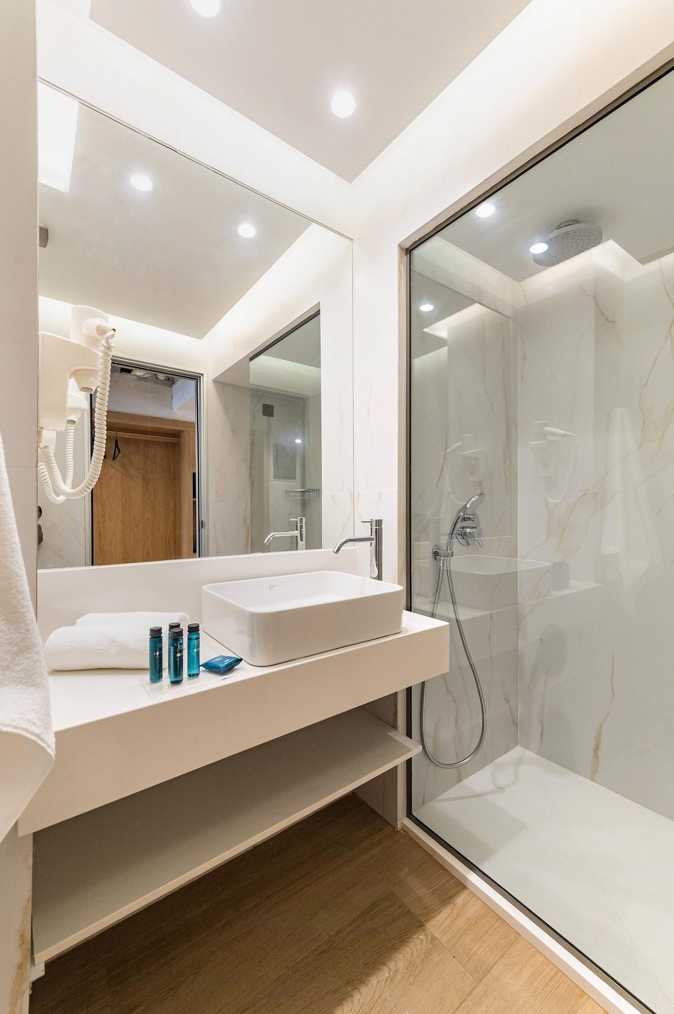 Acandia Hotel 4*