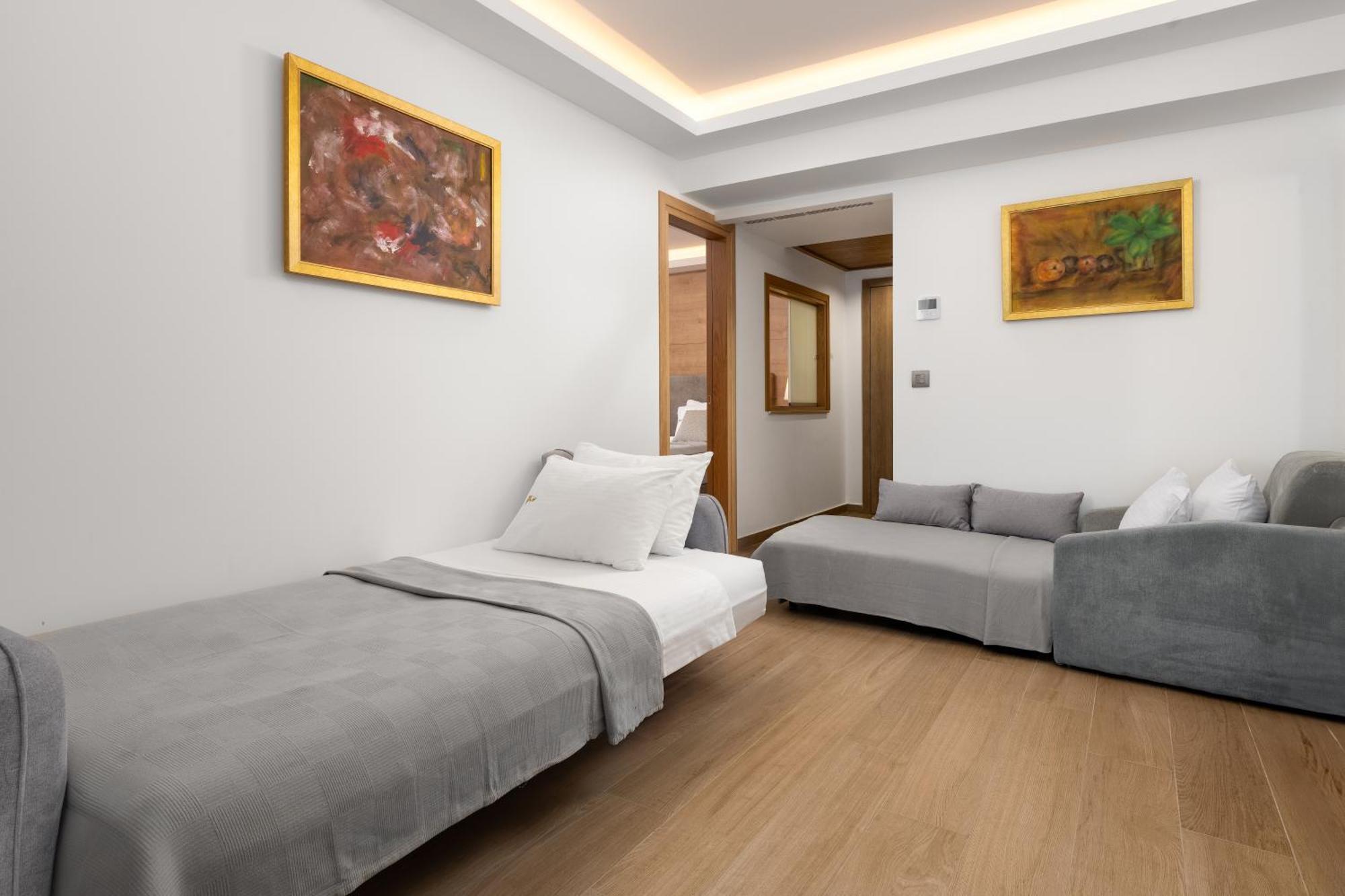 Acandia Hotel