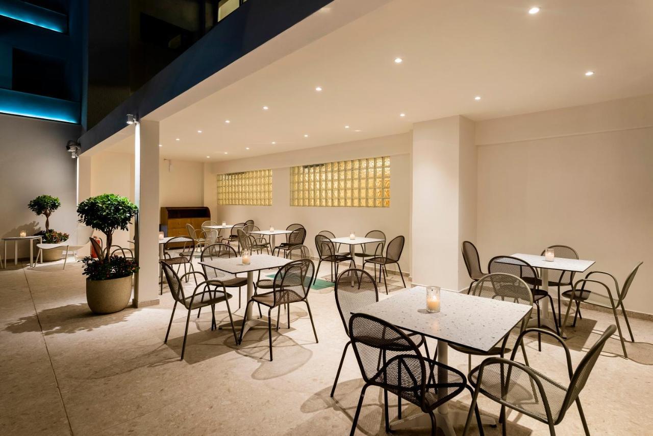 Hotel Acandia